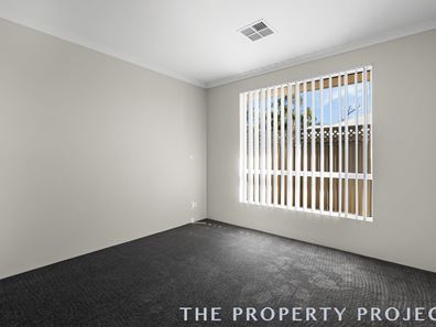 82 Ebrington Rd, Wellard WA 6170