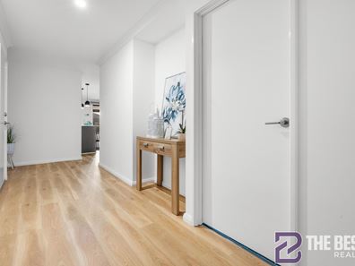 9 Belvoir Road, Hilbert WA 6112