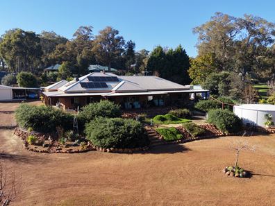 25 Chestnut Road, Jarrahdale WA 6124
