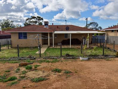 21 Dall Street, Quairading WA 6383