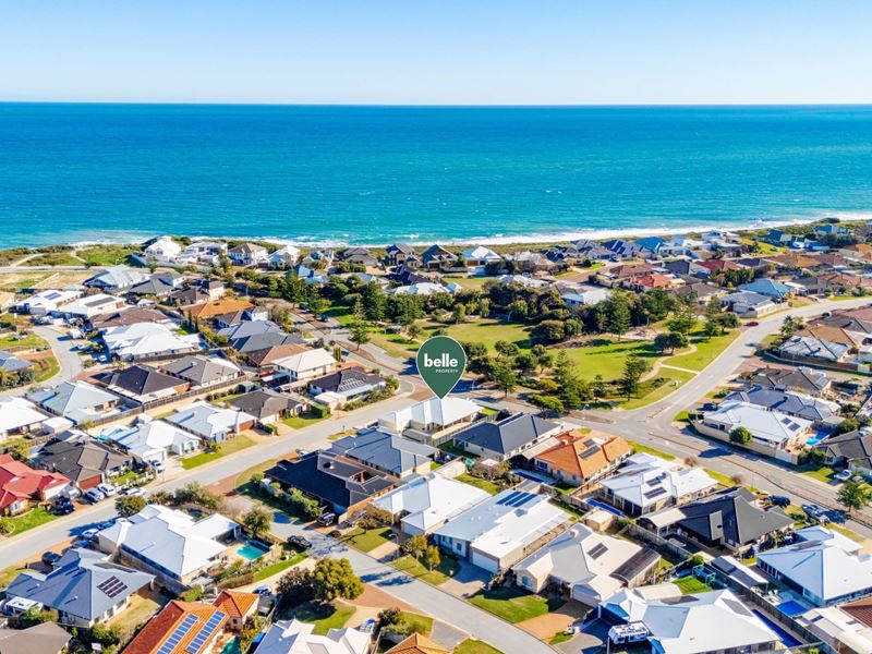 26A Boardwalk Boulevard, Halls Head WA 6210