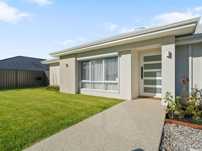26A Boardwalk Boulevard, Halls Head WA 6210