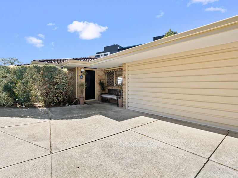 4A Ullapool Road, Applecross WA 6153