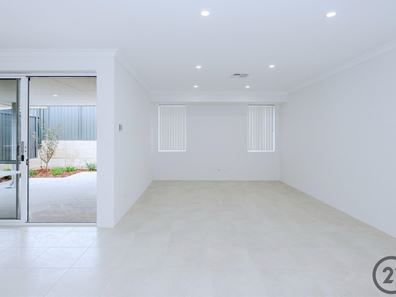 37 Angalore Road, Madora Bay WA 6210