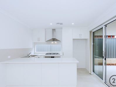 37 Angalore Road, Madora Bay WA 6210