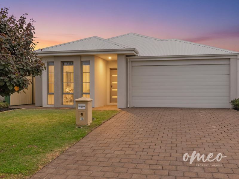 13 Gaebler Road, Hammond Park WA 6164
