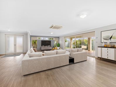 27 Sapphire Road, Dalyellup WA 6230
