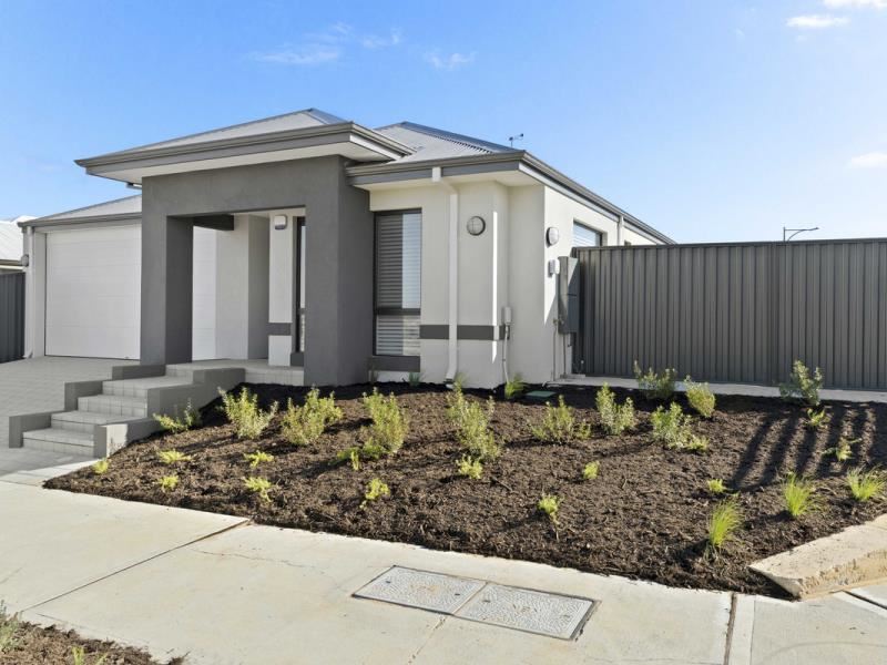 67 Maspalomas Drive, Madora Bay