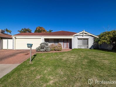 56 Strawberry Dr, Seville Grove WA 6112