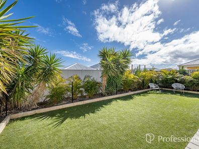 18 Dolphin Drive, Alkimos WA 6038