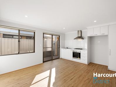 22 Hermanos Road, Brabham WA 6055