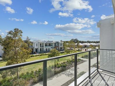 16 Sorbus Lane, Forrestfield WA 6058