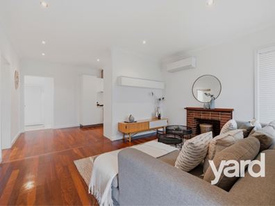10 Camillo Street, Coolbellup WA 6163
