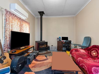 77 Lindsay Street, Coolgardie WA 6429