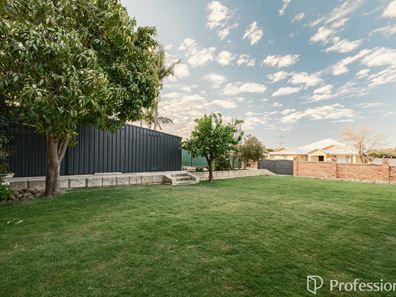 12 Desert Ash Place, Helena Valley WA 6056