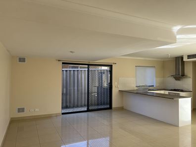 2/28 Marquis Street, Bentley WA 6102