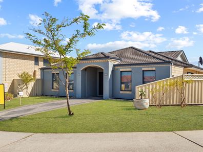 89 Lake Valley Drive, Lakelands WA 6180
