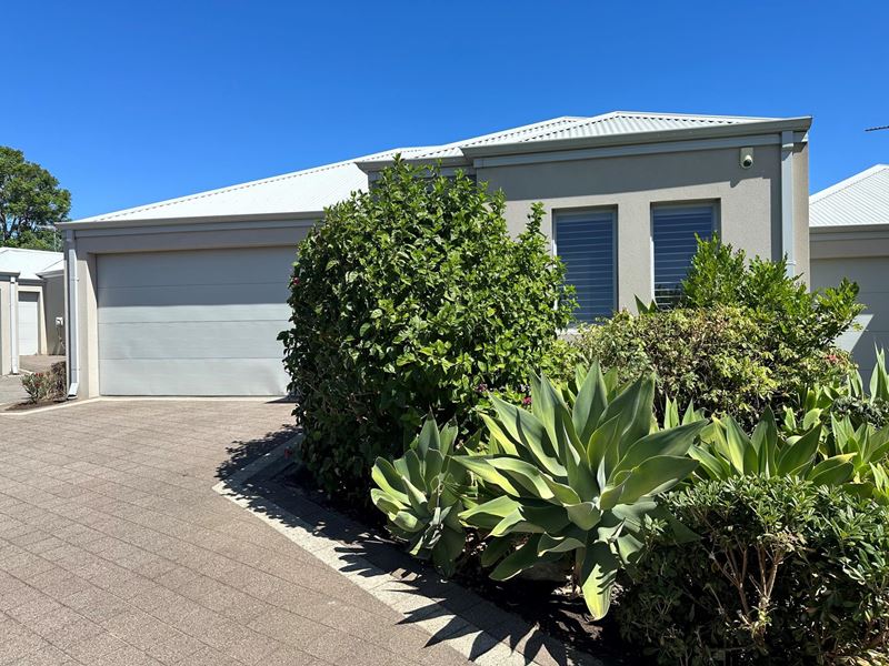1/4 Langley Place, Innaloo WA 6018