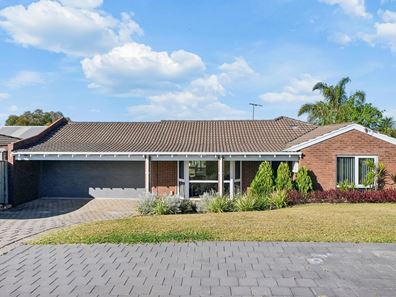 136 Glengarry Drive, Duncraig WA 6023