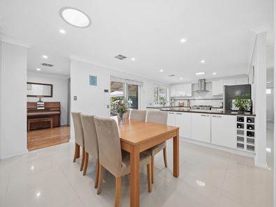 136 Glengarry Drive, Duncraig WA 6023