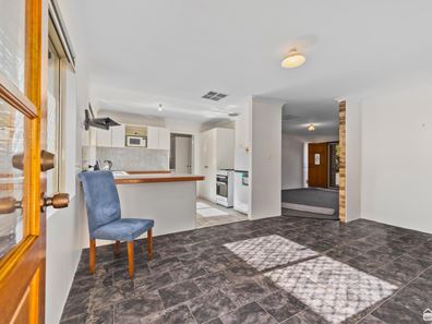 19 Seventh Road, Armadale WA 6112