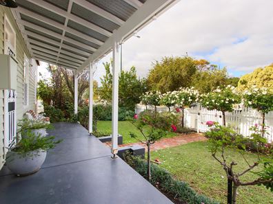 11A Kent Street, Victoria Park WA 6100
