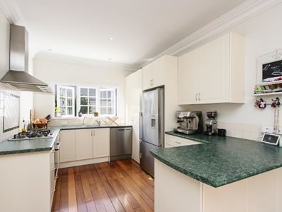 11A Kent Street, Victoria Park WA 6100