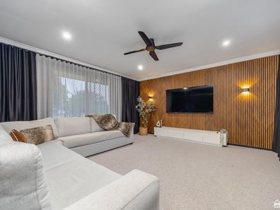 6 Norfolk Street, Forrestfield WA 6058