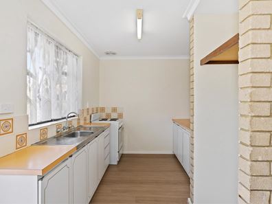 11/4 Swanbourne Street, Fremantle WA 6160