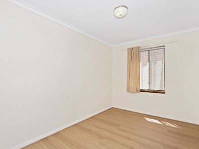 11/4 Swanbourne Street, Fremantle WA 6160