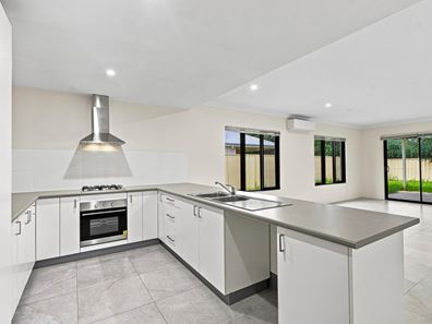 7/102 Astley Street, Gosnells WA 6110