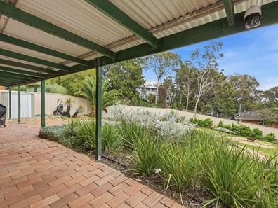 5 Carrick Road, Mount Richon WA 6112