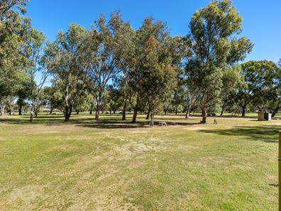 16 Galilee Way, Woorree WA 6530