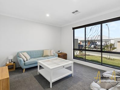 9 Jumilla Way, Caversham WA 6055