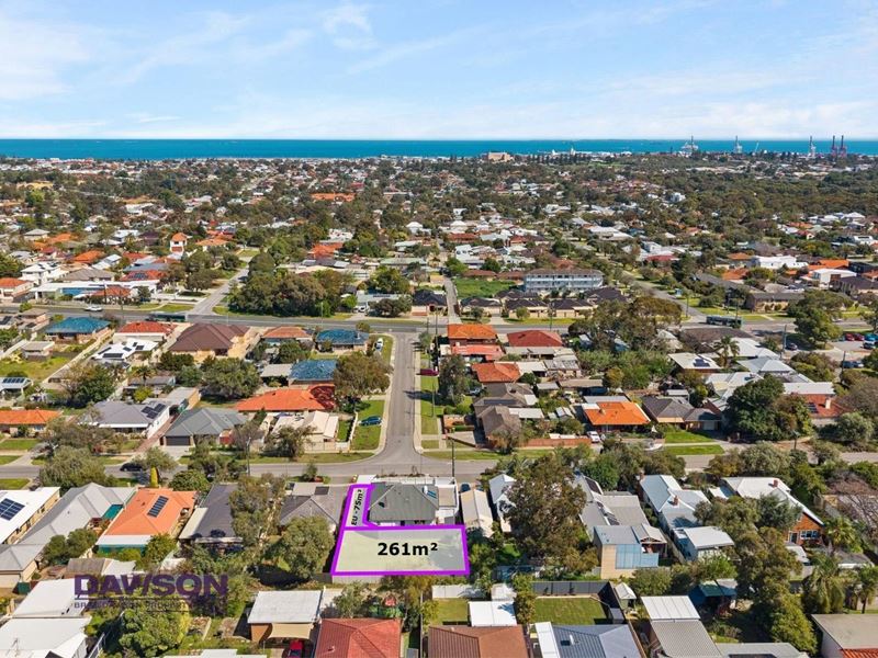 10A Victor Street, Hilton WA 6163