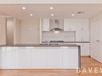 13 Jeanes Road, Karrinyup WA 6018