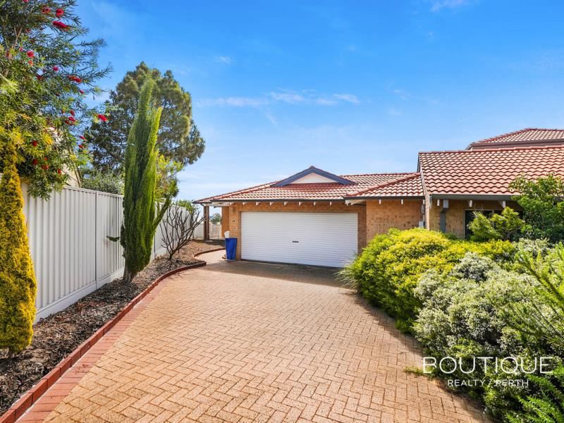 4b Cant Court, Hillarys WA 6025