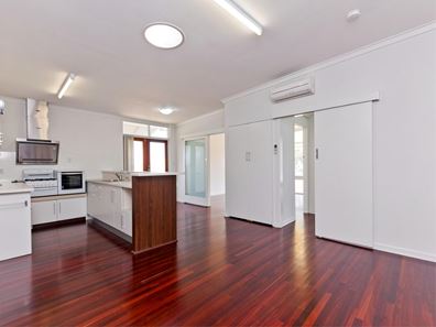 8 Kenton Street, Lynwood WA 6147