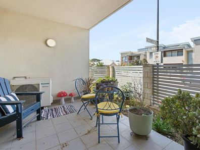 16/55 Flourish Loop, Atwell WA 6164