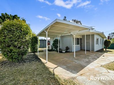 74 Jinda Road, Koongamia WA 6056