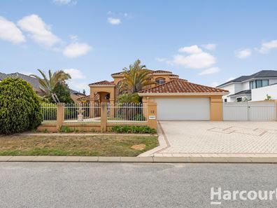 12 Solstraale Place, Halls Head WA 6210