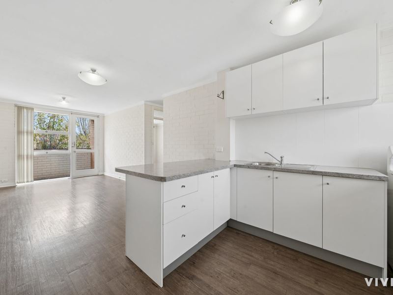 17/221 Clontarf Road, Hamilton Hill WA 6163