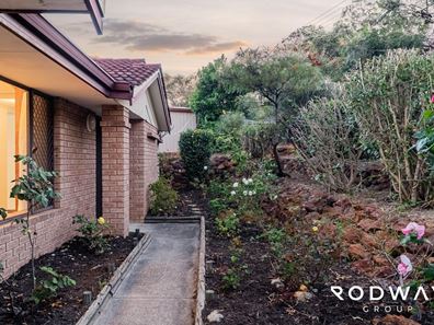 64 Amethyst Crescent, Mount Richon WA 6112