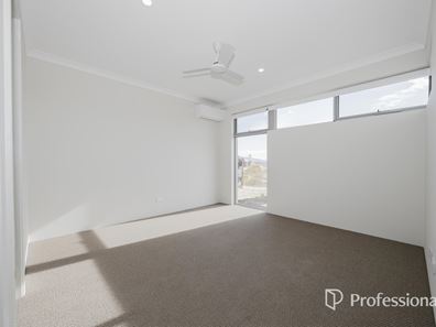 21 Wineglass Boulevard, Yanchep WA 6035