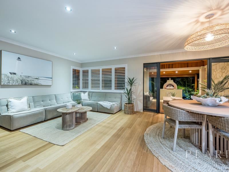 64 Delgado Parade, Iluka WA 6028