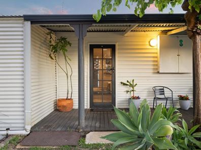 27A King Drive, Wannanup WA 6210