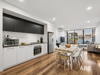 31/2 Marina Drive, Ascot WA 6104