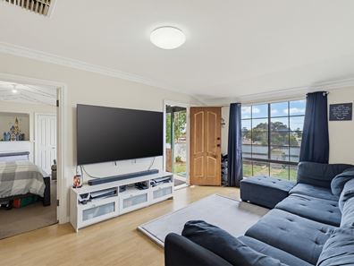 15 Kitchener Road, Mullingar WA 6430