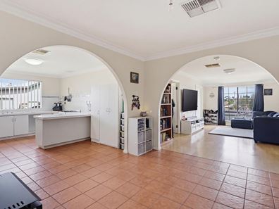 15 Kitchener Road, Mullingar WA 6430