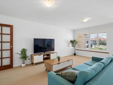 24 Bittern Lane, Beeliar WA 6164